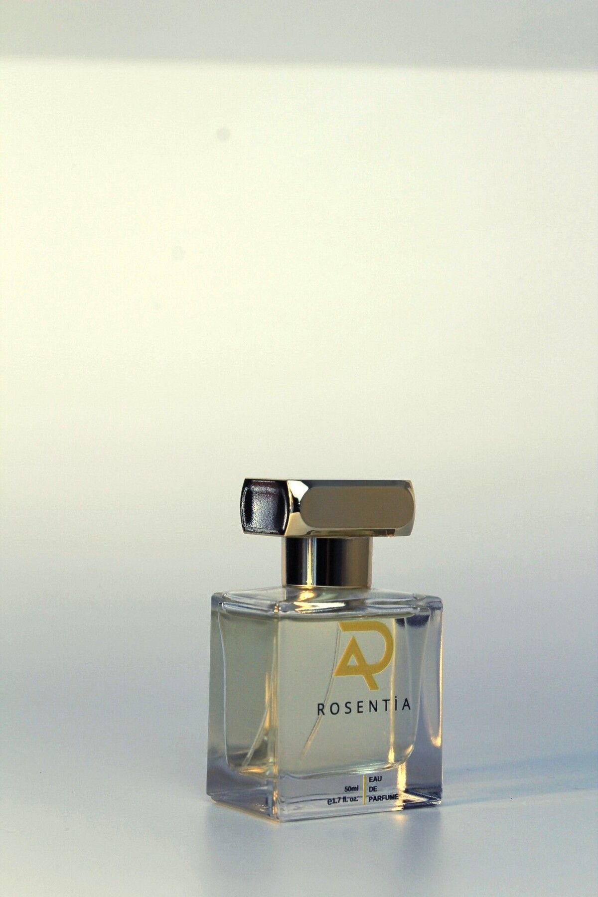 Luxe Edition LX63 (212 Sexy) Kadın Parfümü EDP 50ml