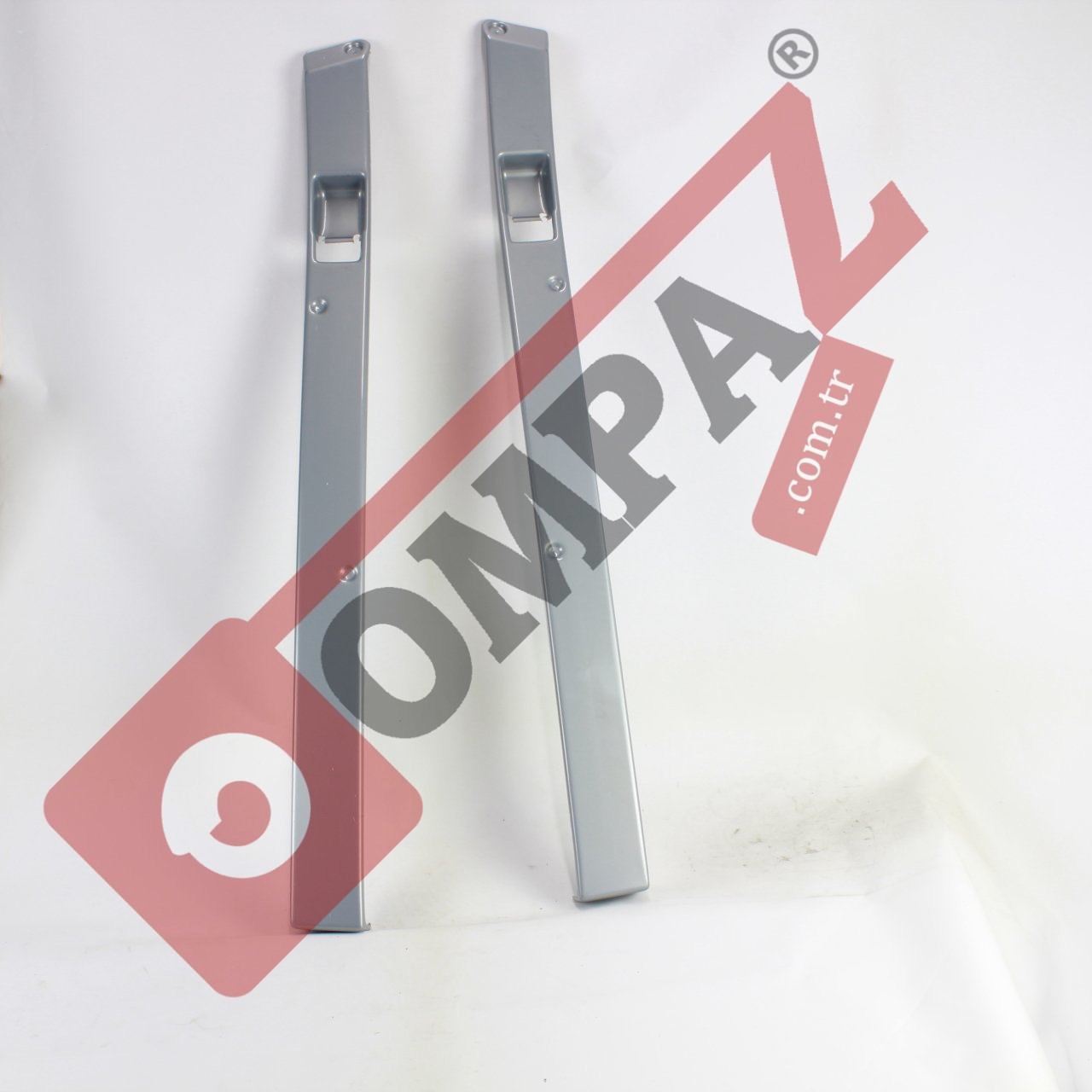 BMC Megastar İç Kapı Orta Plastik Kuşak Takımı