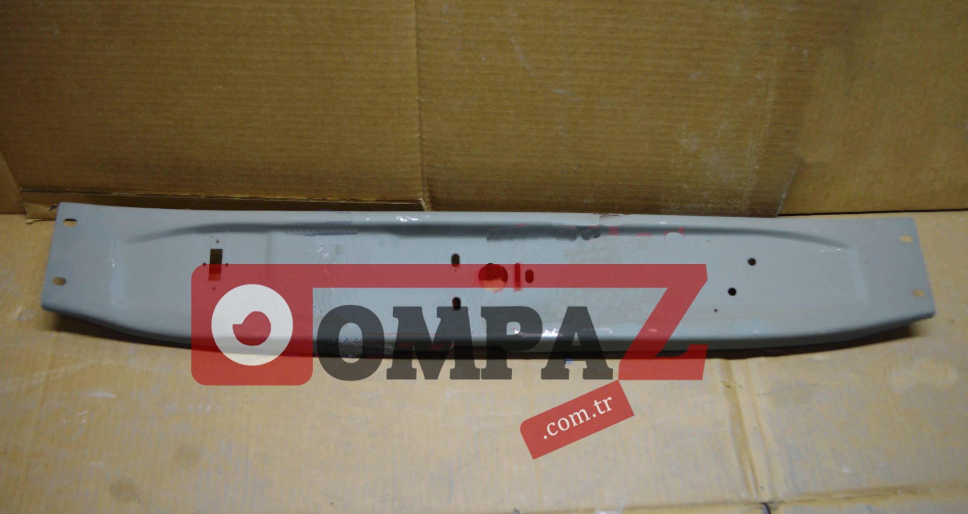 BMC Levend 60 Motor Kaput Kilit Bağlantı Sacı