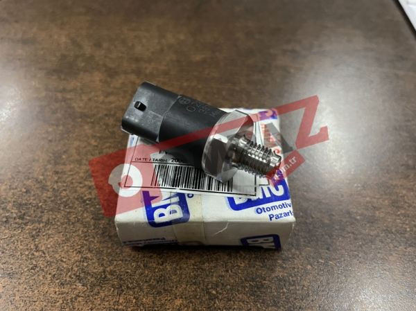BMC Megastar Ana Yakıt Galerisi Basınç Müşürü  9P919475