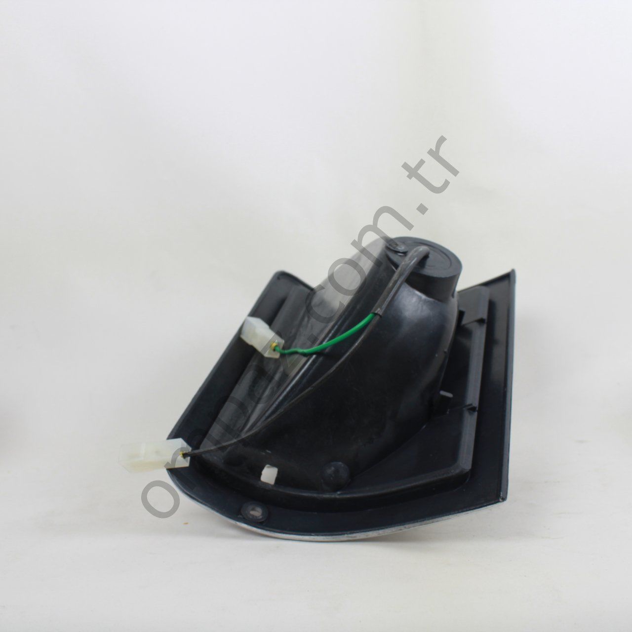 BMC Levend 3000 Ön Sinyal Cam Gövdesi Tek